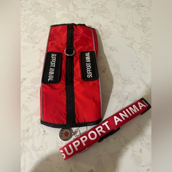 Red Support Animal Vest and Collar - Picture 1 of 3